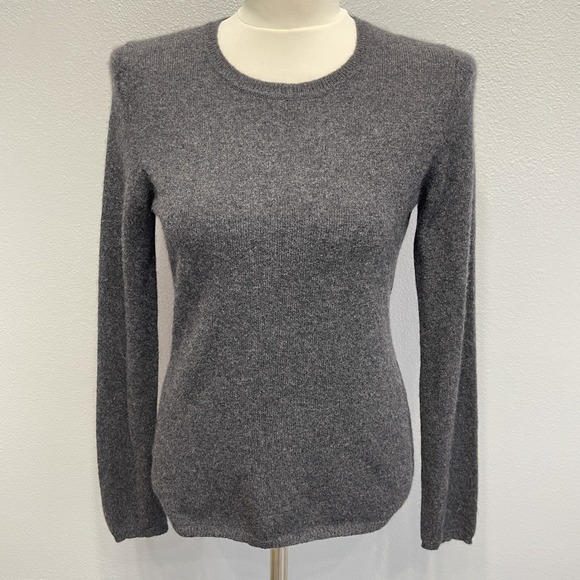 Lord & Taylor Sweaters - Lord & Taylor Crewneck Sweater Small Gray Purple 100% Cashmere Long Sleeve